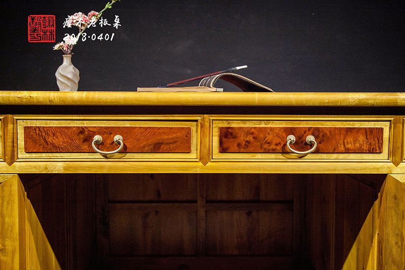 金絲楠桌椅